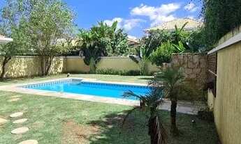 Imagem 2: Casa de condomínio para aluguel possui 400 metros quadrados com 4 quartos