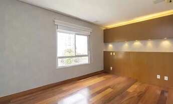 Imagem 5: Apartamento para aluguel e venda possui 194 metros quadrados com 4 quartos