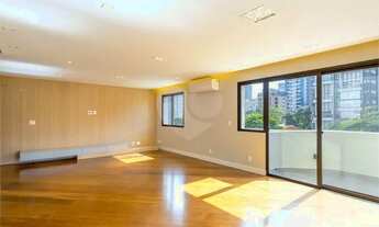 Imagem 1: São Paulo - Apartamento Padrão - Itaim Bibi