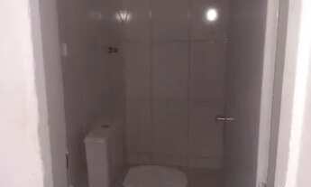 Imagem 4: Alugo FAROLANDIA-Casa andar d cima-rua atrás da Casa das Telhas