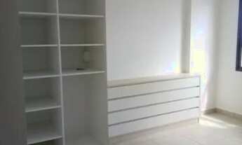 Imagem 4: Apartamento em capim macio com armários, cozinha, banheiros e quartos, próximo da roberto