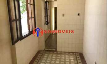 Imagem 7: Casa para venda possui 238 metros quadrados com 4 quartos em Humaitá - Rio de Janeiro - RJ