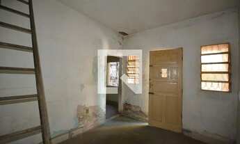 Imagem 3: Casa à Venda - Irajá, 2 Quartos, 304 m2