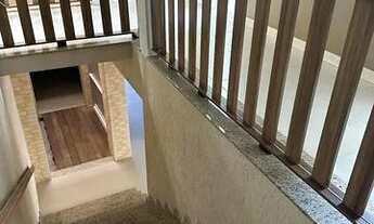 Imagem 3: Sobrado comercial de esquina