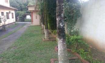 Imagem 2: Casa para aluguel possui 350 metros quadrados com 5 quartos em Várzea das Moças - Niterói