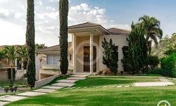 Imagem 6: Sobrado no Residencial Aldeia do Vale com 5 quartos sendo 4 suítes