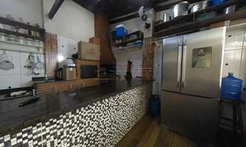 Imagem 5: Dormitório com banheiro