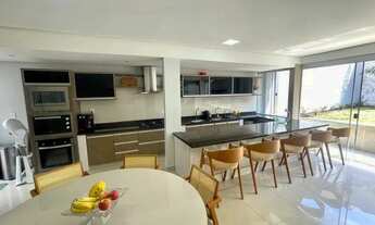 Imagem 13: Sobrado para venda tem 240 metros quadrados com 3 quartos