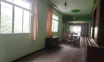 Imagem 4: Casa em lote inteiro de 340ms2 à 50 metros da Av. Minas Gerais