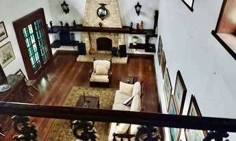 Imagem 6: Sobrado para venda tem 1560 metros quadrados com 4 quartos