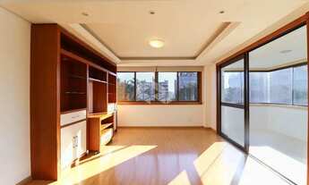 Imagem 4: Apartamento com 153m², 3 dormitórios no bairro Petrópolis em Porto Alegre