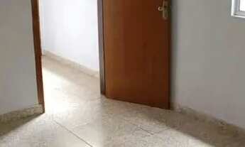 Imagem: QNM 07 CONJ H CASA 18 FUNDOS