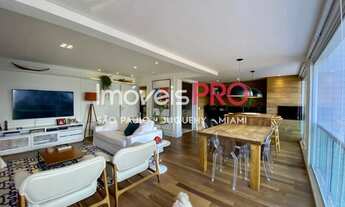 Imagem 4: Excelente apartamento com 216 m2, 4 dormitórios, 2 sacadas e varanda gourmet no Campo Belo