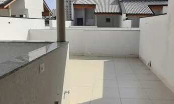 Imagem 4: Cobertura com 2 dormitórios sendo 1 suíte. Sala espaçosa, cozinha e 1 vaga