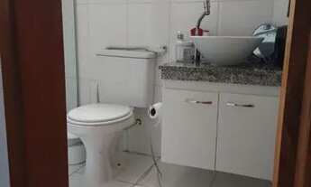 Imagem 6: Casa para venda possui 100 metros quadrados com 2 quartos em Vila Valqueire - Rio de Janei