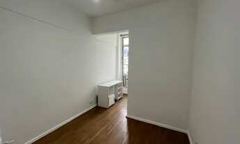 Imagem 7: Charmoso apartamento para aluguel possui 65 m2 com 2 quartos em Ipanema - Rio de Janeiro