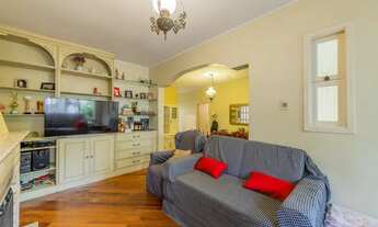 Imagem 3: Casa para Venda - 312.97m², 7 dormitórios, sendo 2 suites, 3 vagas - Petrópolis