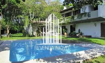 Imagem 5: Aluga-se Casa Comercial no Butantã com 560m², 5 quartos e 6 vagas. Fica a 7 minutos da Far