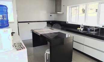 Imagem 6: Casa tipo sobrado com 4 dormitórios e 02 suítes na Saúde - Venda