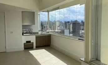 Imagem 7: Apartamento Duplex de 227m² com 3 suítes e 4 Vagas de Garagem no condomínio Paris - Centro