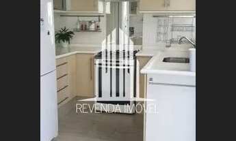 Imagem 3: Imóvel com churrasqueira, cerca elétrica, sistema de segurança instalada, casa ampla e c