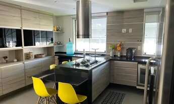 Imagem 7: Cobertura para venda possui 380 metros quadrados com 4 quartos