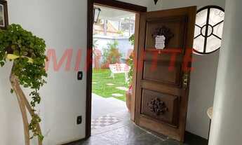 Imagem 3: Sobrado para venda possui 500 metros quadrados com 5 quartos