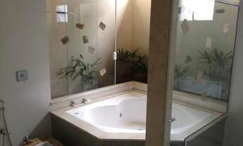 Imagem 6: Casa de condomínio para aluguel tem 300 metros quadrados com 4 quartos