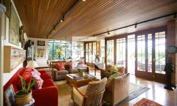 Imagem: Casa à Venda - Pacaembu, 4 Quartos, 635