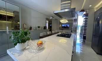 Imagem 6: Sobrado de alto padrão 250 metros da praia