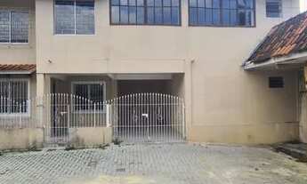 Imagem: Alugo sobrado no boqueirão