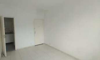 Imagem 2: Quarto e Sala com vaga Copacabana