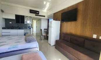 Imagem 2: Flat reformado, com planejados no Goldem Beach, mobiliado