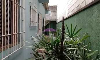 Imagem 2: Casa com corredor Lateral - 03 dormitórios - 4 vaga de garagem - Travessa da Av