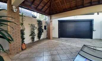 Imagem 3: Casa para Venda em Olímpia, Jardim Glória, 4 dormitórios, 1 suíte, 3 banheiros, 2 vagas