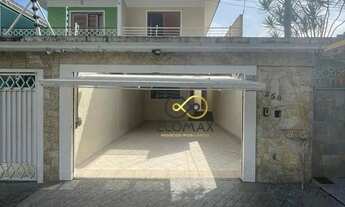 Imagem 2: Vende - Casa Sobrado (Novo) - 4 quartos, 3 suítes, 4 banheiros, 4 vagas , Piscina, Churras