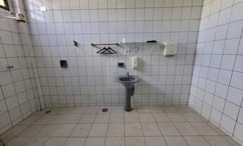 Imagem 7: Prédio para venda no Segismundo Pereira