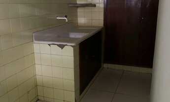 Imagem 7: Casa para venda possui 320 metros quadrados com 2 quartos em Centro - Montes Claros - MG