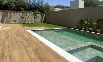 Imagem 6: Jardins Verona, Goiânia, Goiás. Novíssimo sobrado: 04 suítes, vista parcial pra mata, e 50