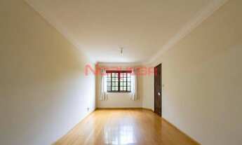 Imagem 5: Imperdível oportunidade de casa para venda ou locação em Curitiba-PR, Vista Alegre: 4 quar