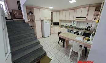 Imagem 4: Excelente Casa 3 dormitório(s) em Barreiros - São José