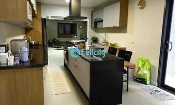 Imagem 6: Sobrado com 3 dorms, 1 suíte, 3 vagas, 129m2 na Vila Mangalot