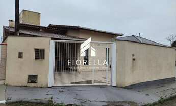 Imagem: Casa de 2 Dormitórios, sendo 01 Suíte