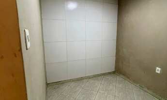 Imagem 2: Aluga-se kitnet água e luz incluso - Narandiba