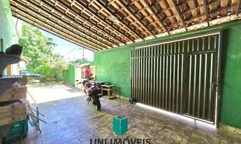 Imagem 3: Casa de Esquina à Venda na Praia do Morro - 375m², 2 Quartos, Aceita Imóvel como Parte do