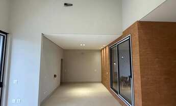 Imagem 5: Casa de Alto Padrão no Condomínio Parthenon 3 Suítes, Área de Lazer Completa Paranavaí