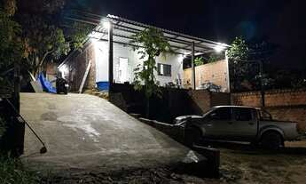 Imagem 2: Casa grande no lago azul em loteamento fechado