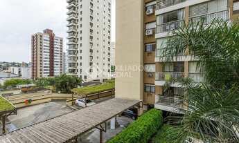 Imagem 6: Apartamento de 3 quartos com sacada e churrasqueira no Passo da Areia em Porto Alegre-RS