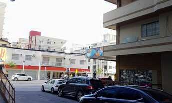 Imagem 4: TEMPORADA* Apto de 3 Dormitórios Frente Avenida na Meia Praia - Itapema - SC com vista do