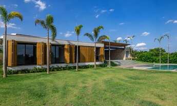 Imagem 6: Detalhes em madeira e vidro